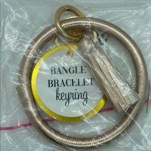 Bracelet keyring
